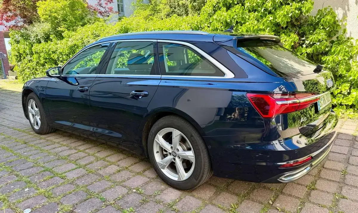 Gebraucht Audi A6 Design 231 PS (169 kW) 2018 Blau Kombi