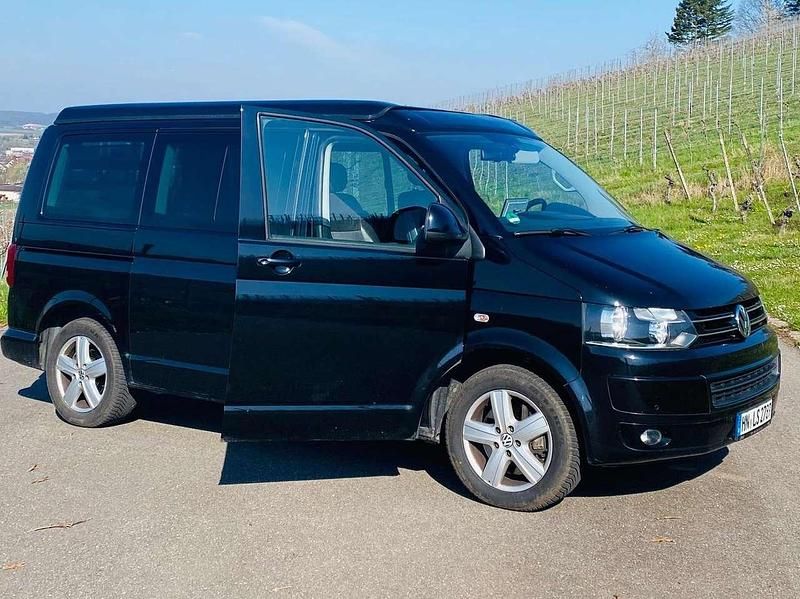Schwarz Gebraucht 2010 VW T5 Highline Van | 25.900 € - Bild 1/4