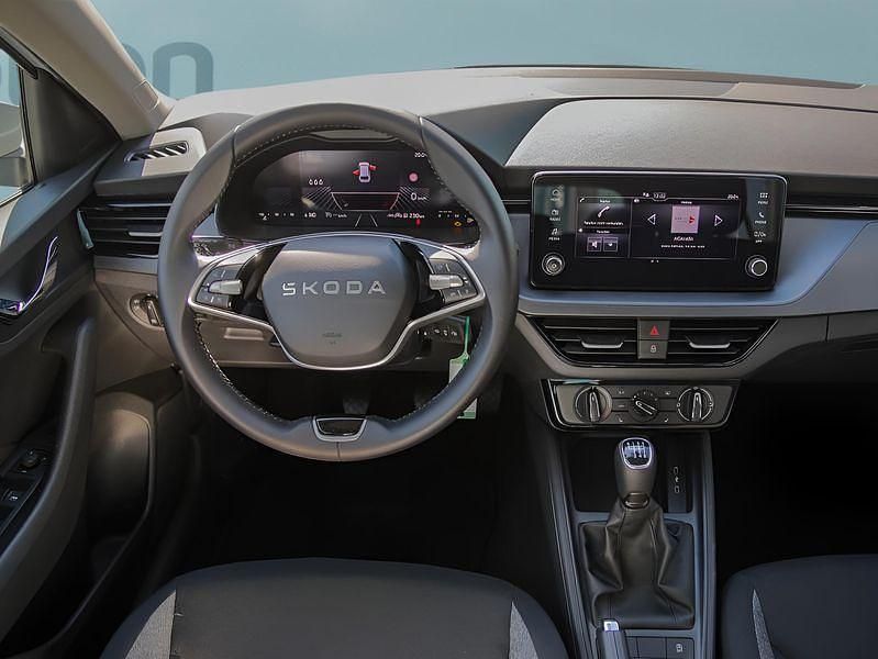 Gebraucht Skoda Scala 116 PS (85 kW) 2025 Weiß Kleinwagen