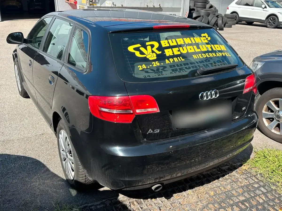 Gebraucht Audi A3 102 PS (75 kW) 2009 Schwarz Kleinwagen