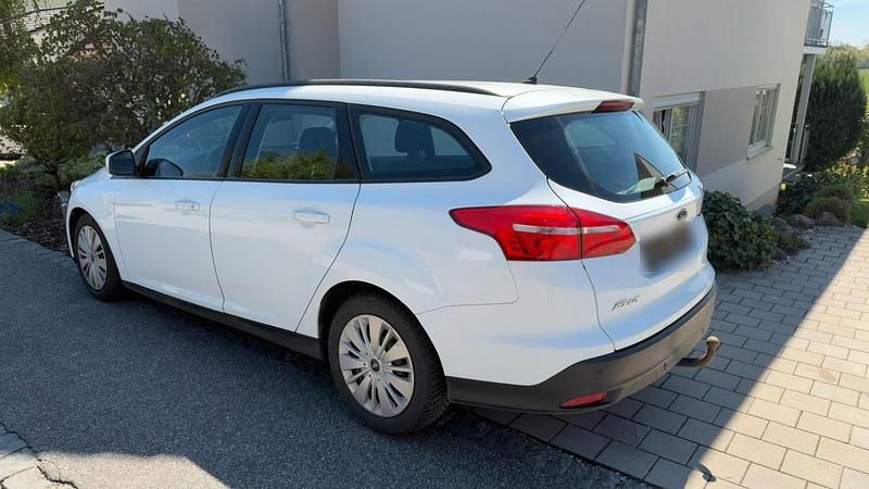 Second-hand Ford Focus 95 CP (69 kW) 2016 Alb Break