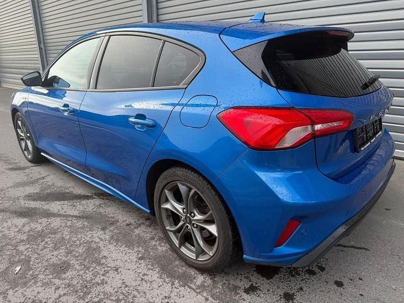 Usata Ford Focus ST-Line 125 CV (91 kW) 2021 Blu Berlina