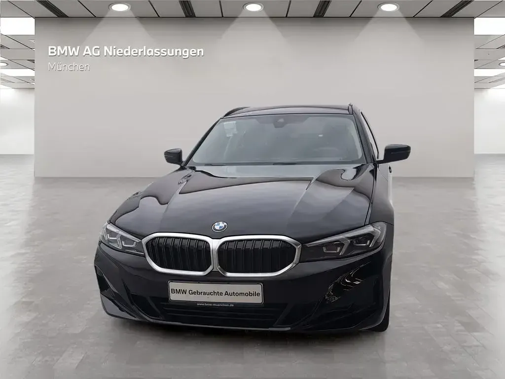 Gebraucht BMW 318 156 PS (114 kW) 2025 Schwarz Kombi