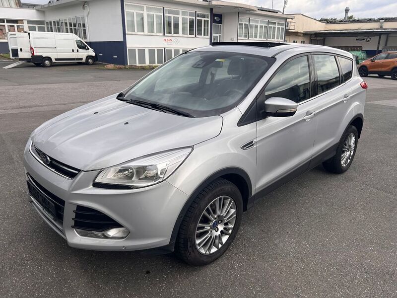 Silber Gebraucht 2013 Ford Kuga Titanium SUV | 6.900 € (Teuer) - Bild 1/4