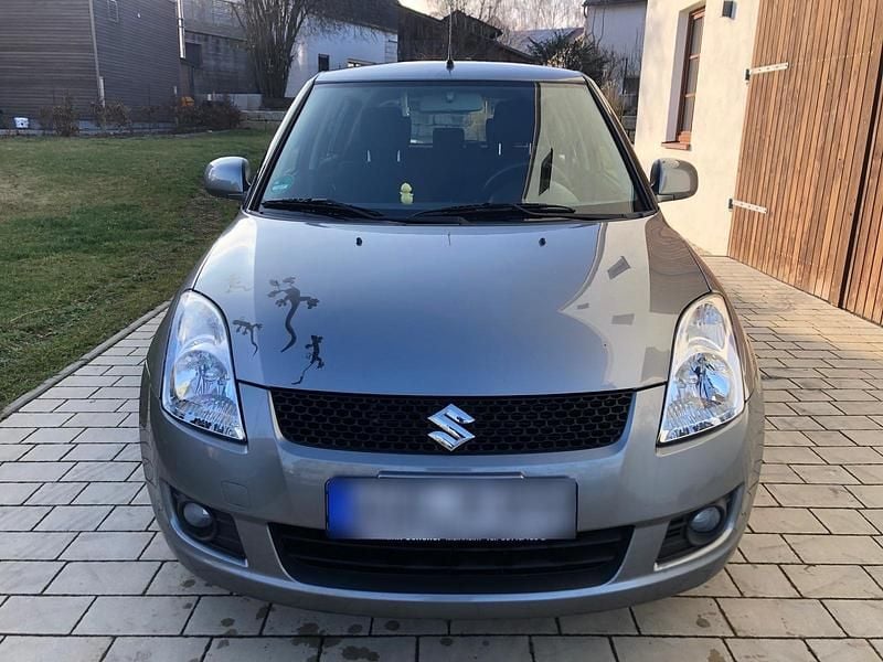 Gebraucht Suzuki Swift 92 PS (67 kW) 2009 Grau Kleinwagen