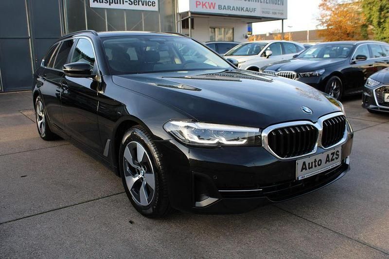Schwarz Gebraucht 2022 BMW 520 Limousine | 29.900 € (Superpreis) - Bild 1/4