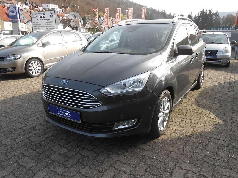 Gebraucht Ford Grand C-Max Titanium 125 PS (91 kW) 2018 Grau Van / Kleinbus