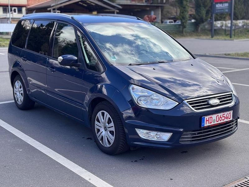 Gebraucht Ford Galaxy Trend 140 PS (102 kW) 2011 Blau Van / Kleinbus