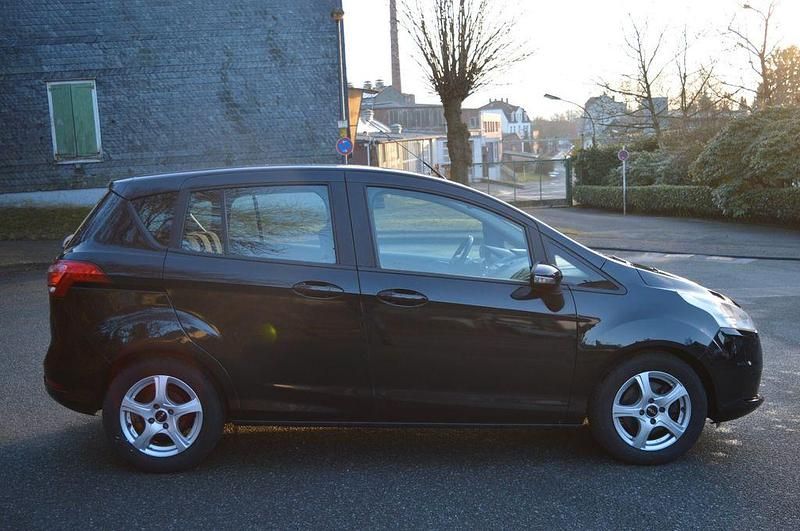 Gebraucht Ford B-MAX Trend 101 PS (74 kW) 2014 Schwarz Van / Kleinbus