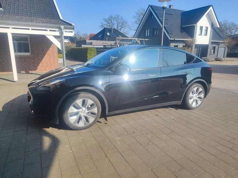 Gebraucht Tesla Model Y RWD 255 kW (347 PS) 2023 Schwarz SUV