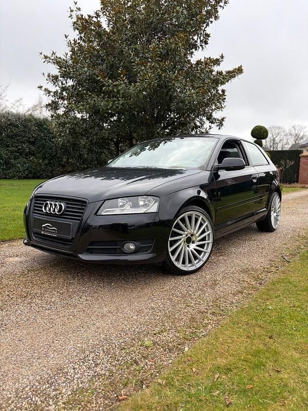 Gebraucht Audi A3 Ambition 105 PS (77 kW) 2010 Schwarz Kleinwagen