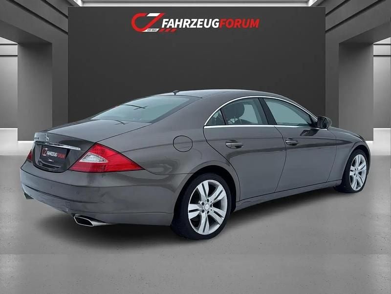 Gebraucht Mercedes CLS500 388 PS (285 kW) 2008 Grau Limousine