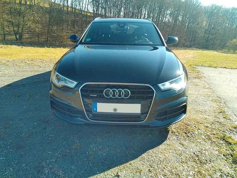 Gebraucht Audi A6 Ambiente 245 PS (180 kW) 2012 Schwarz Kombi