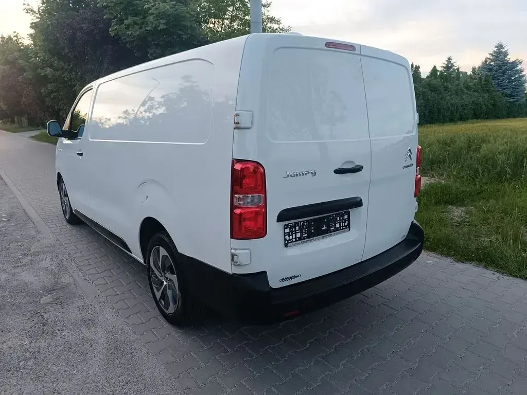 Gebraucht Citroën Jumpy 150 PS (110 kW) 2017 Weiß Van / Kleinbus