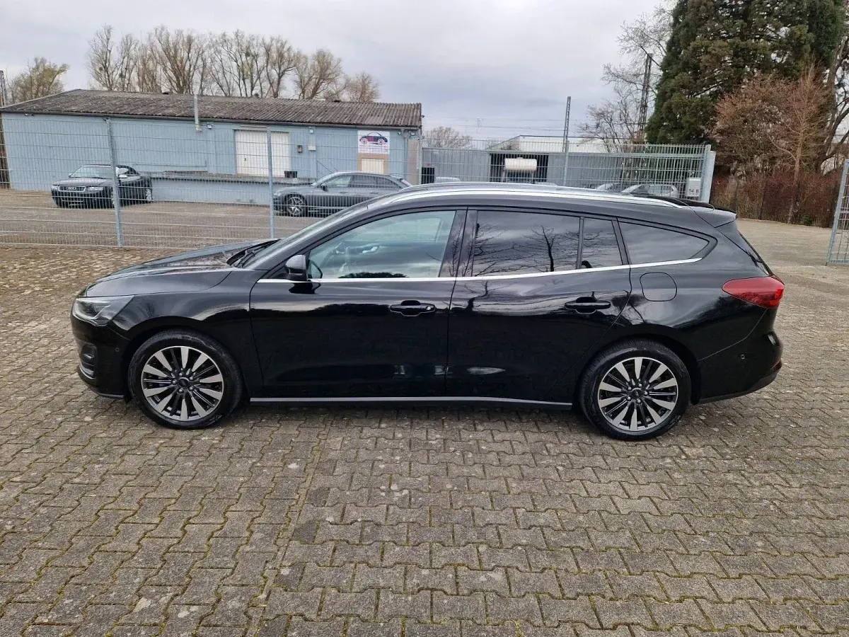 Gebraucht Ford Focus Titanium X 155 PS (114 kW) 2023 Schwarz Kombi