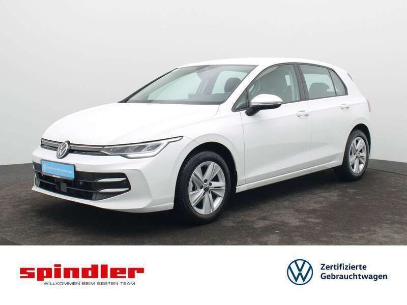 Weiß Gebraucht 2024 VW Golf VIII Life Kleinwagen | 21.680 € (Superpreis) - Bild 1/3