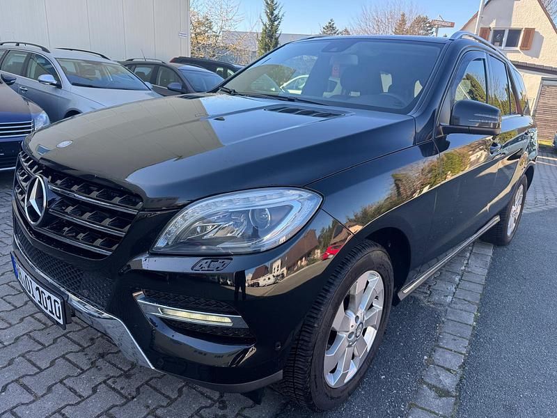 Gebraucht Mercedes ML350 260 PS (191 kW) 2014 Schwarz SUV