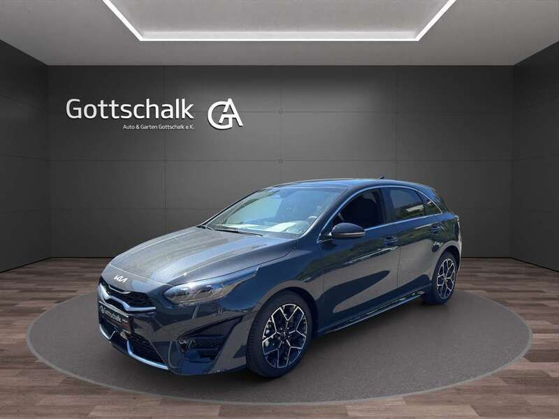 Pentametal metallic Neu 2025 Kia Ceed GT-Line Limousine | 32.444 € (Fairer Preis) - Bild 1/4