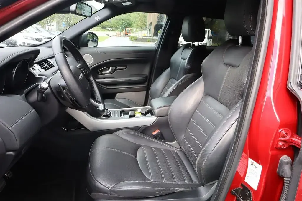 Gebraucht Land Rover Range Rover evoque HSE 179 PS (131 kW) 2016 Rot SUV