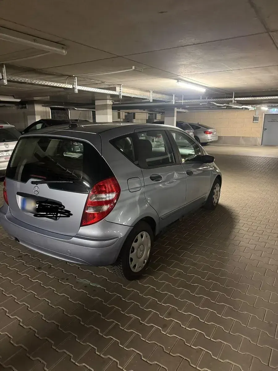 Gebraucht Mercedes A150 Elegance 95 PS (69 kW) 2004 Silber Van / Kleinbus