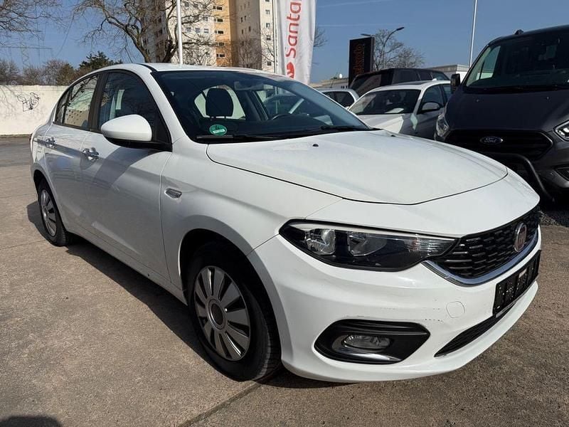 Gebraucht Fiat Tipo Pop 95 PS (69 kW) 2018 Weiß Limousine