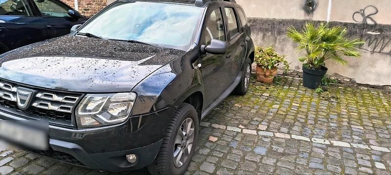 Second-hand Dacia Duster 125 CP (91 kW) 2016 Negru SUV