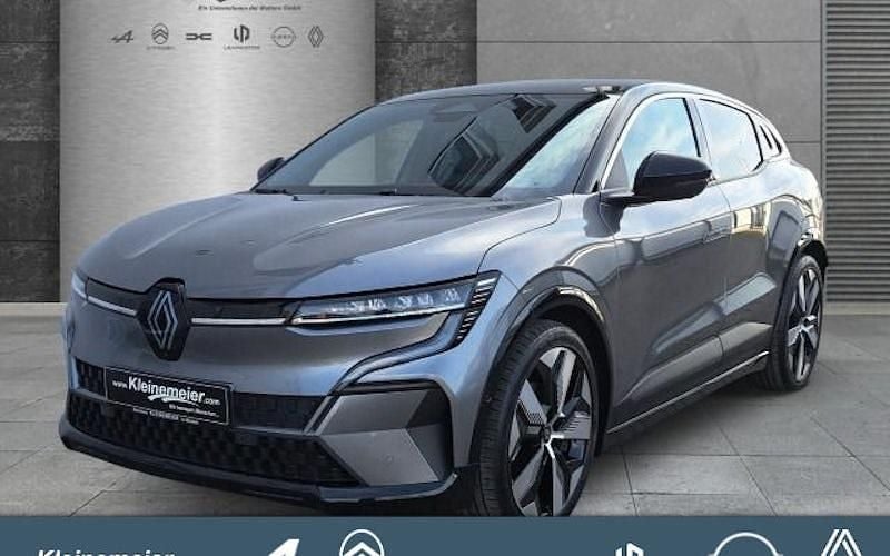 Grau Gebraucht 2023 Renault Megane E-Tech Techno Limousine | 29.890 € - Bild 1/4