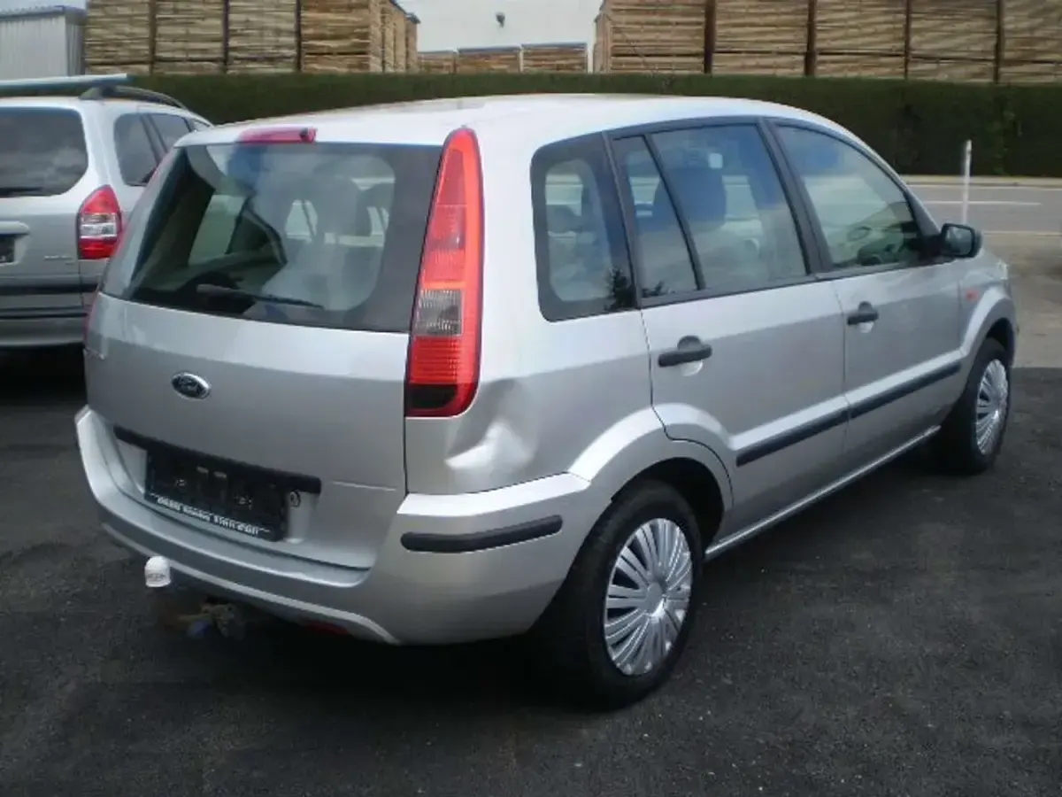 Gebraucht Ford Fusion 80 PS (58 kW) 2003 Grau Kleinwagen
