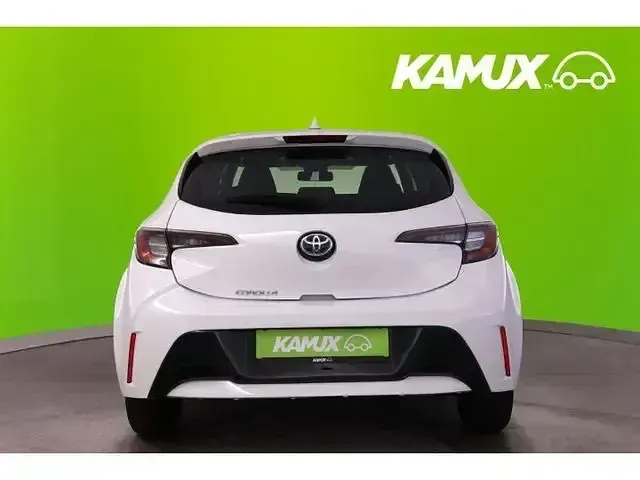 Gebraucht Toyota Corolla Comfort 122 PS (89 kW) 2022 Weiß Limousine