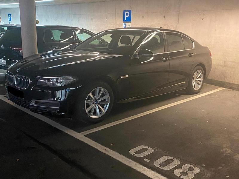 Schwarz Gebraucht 2014 BMW 530 Limousine | 11.500 € (Superpreis) - Bild 1/4