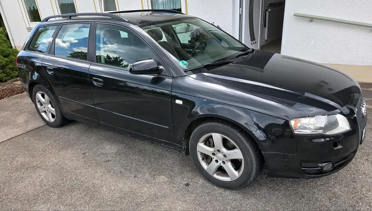 Gebraucht Audi A4 180 PS (132 kW) 2011 Schwarz Kombi