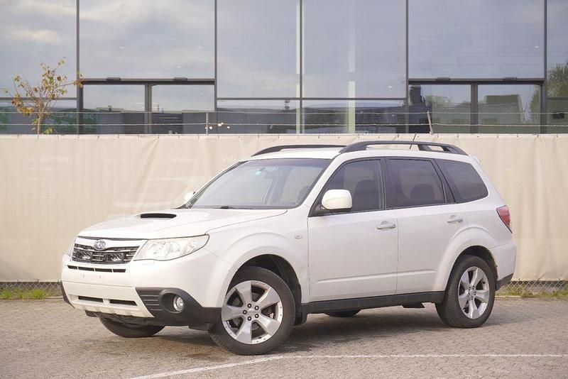 Gebraucht Subaru Forester 171 PS (125 kW) 2010 Weiß SUV
