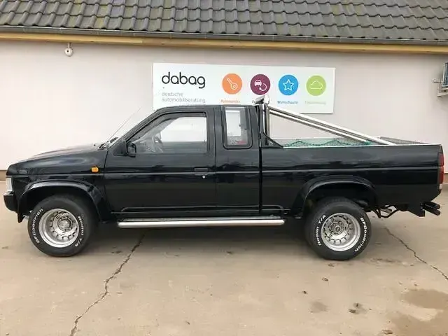 Gebraucht Nissan King 126 PS (92 kW) 1992 Schwarz Pickup