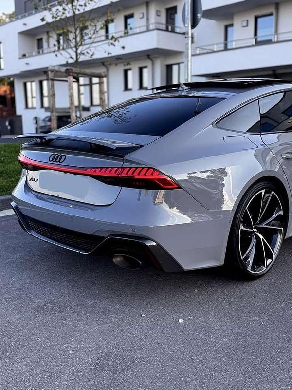 Grau Gebraucht 2019 Audi RS7 Performance Kleinwagen | 63.999 € (Fairer Preis) - Bild 1/4