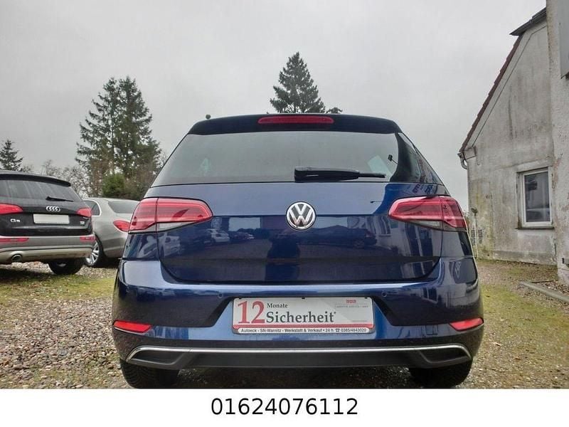 Gebraucht VW Golf 116 PS (85 kW) 2017 Blau Limousine
