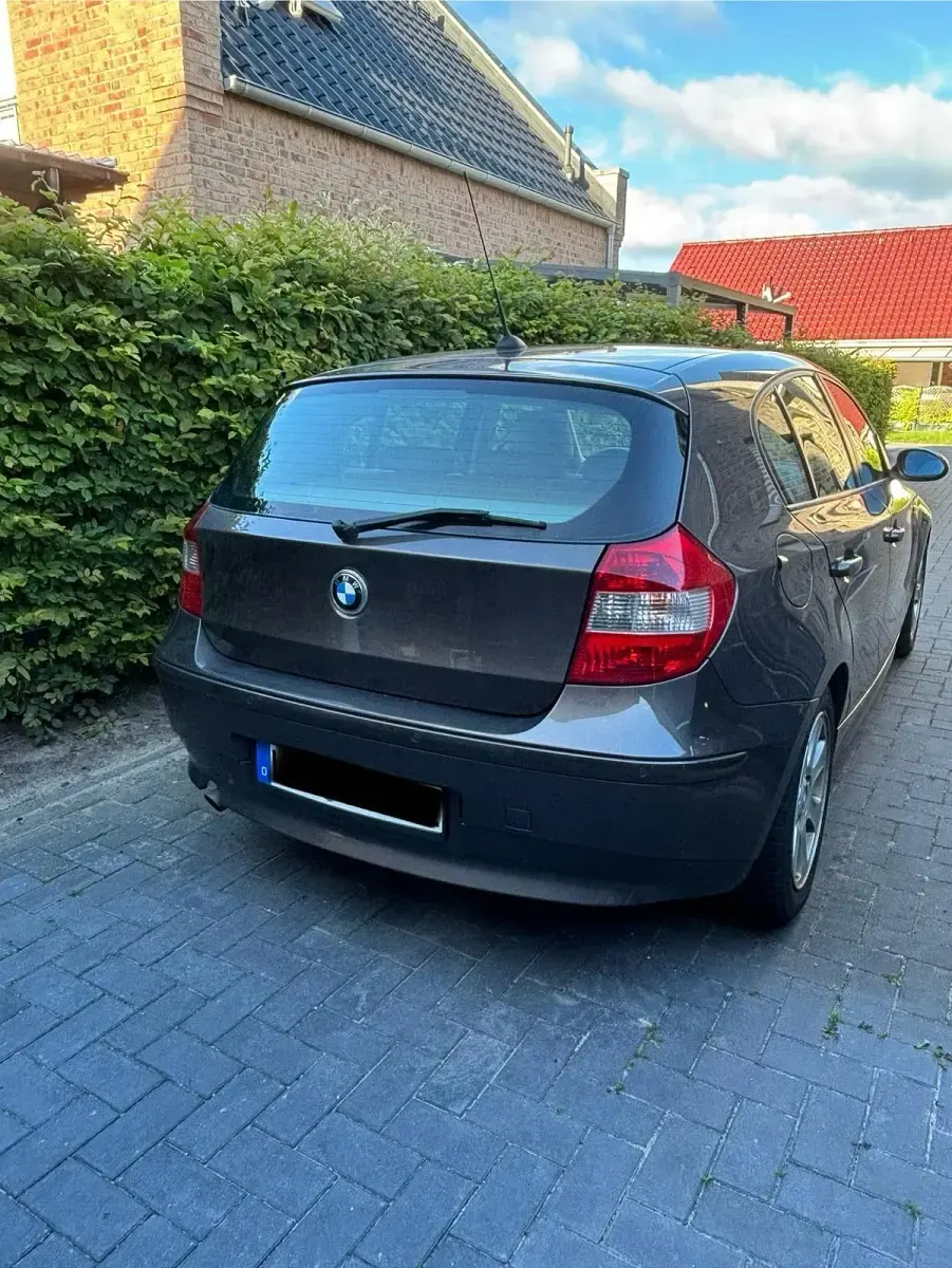 Gebraucht BMW 120 150 PS (110 kW) 2006 Braun Kleinwagen