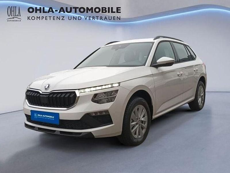 Candyweiss Neu 2025 Skoda Kamiq Drive SUV | 22.980 € (Guter Preis) - Bild 1/4