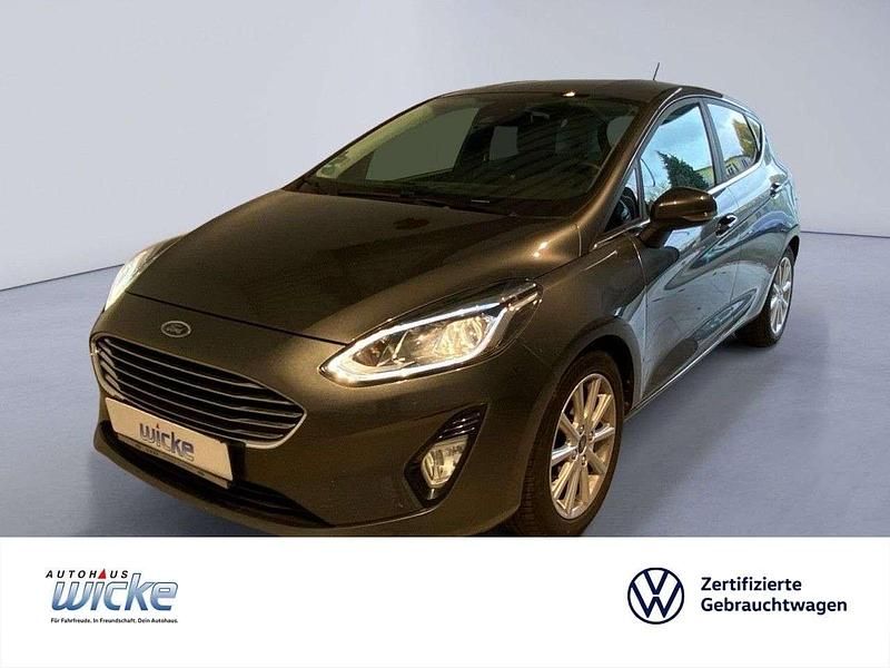 Grau Gebraucht 2019 Ford Fiesta Titanium Kleinwagen | 12.990 € (Guter Preis) - Bild 1/4