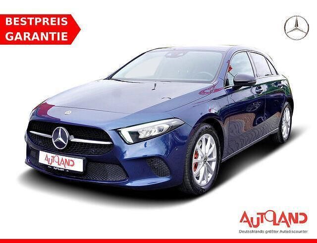 Andere Gebraucht 2020 Mercedes A140 Limousine | 26.890 € - Bild 1/4