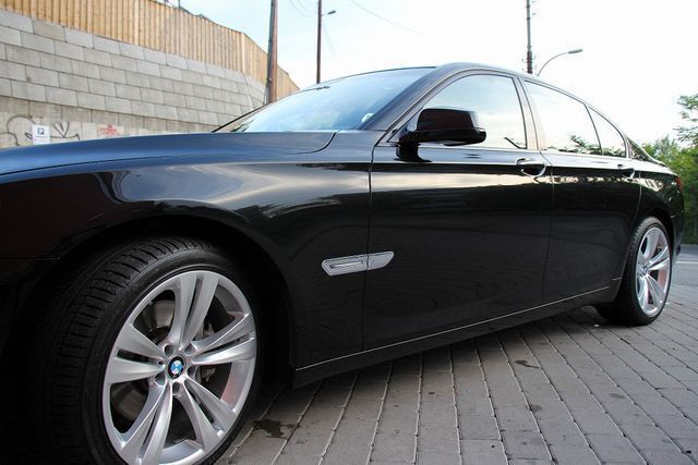 Gebraucht BMW 740L 306 PS (225 kW) 2010 Schwarz metallic Limousine