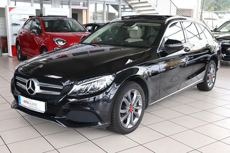 Schwarz Gebraucht 2018 Mercedes C220 Kombi | 19.999 € (Guter Preis) - Bild 1/4