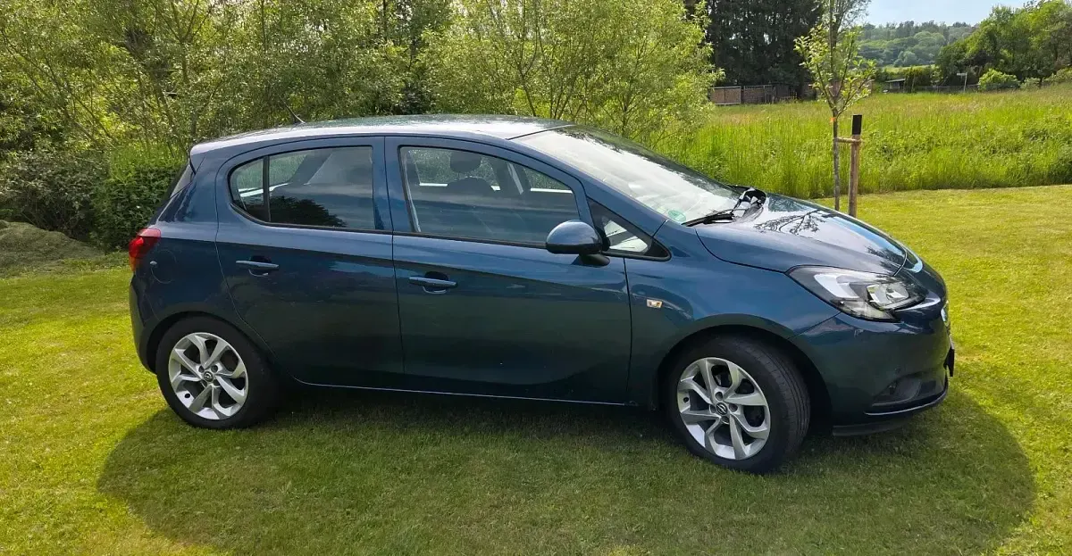 Gebraucht Opel Corsa Edition 90 PS (66 kW) 2015 Blau Kleinwagen