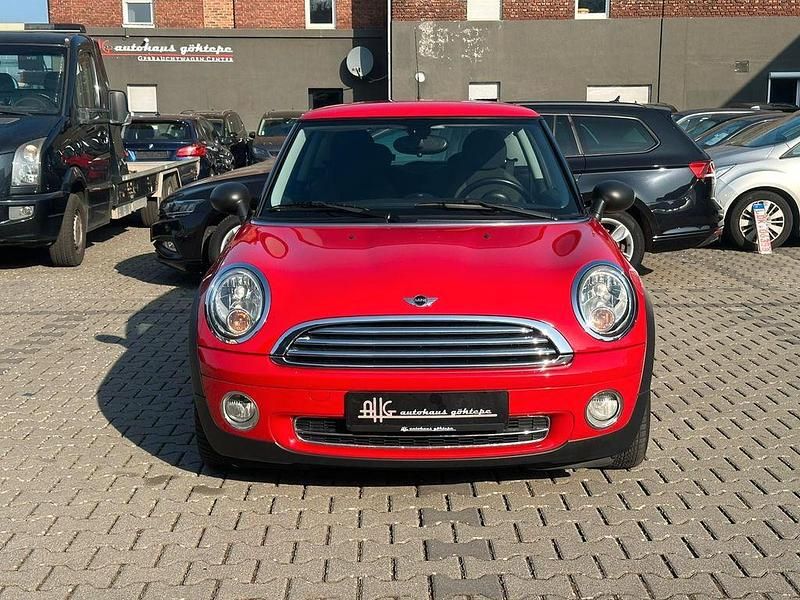 Gebraucht Mini ONE Pepper 98 PS (72 kW) 2010 Rot Kleinwagen