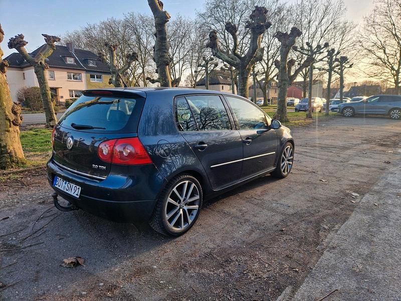 Gebraucht VW Golf V 140 PS (102 kW) 2005 Kleinwagen
