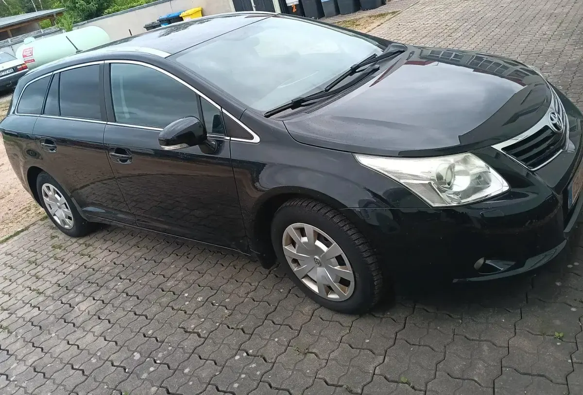 Gebraucht Toyota Avensis T2 146 PS (107 kW) 2010 Kombi