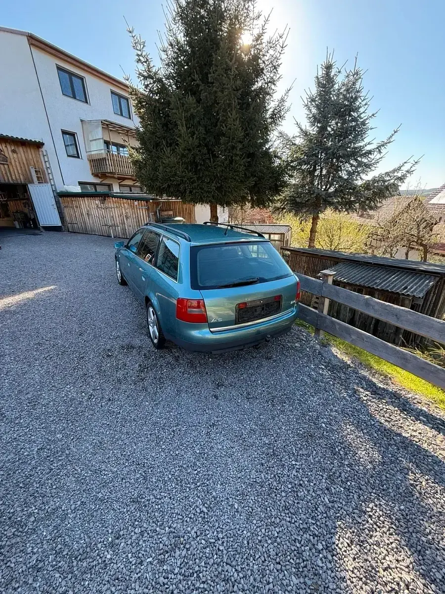 Second-hand Audi A6 Basis 165 CP (121 kW) 1998 Break