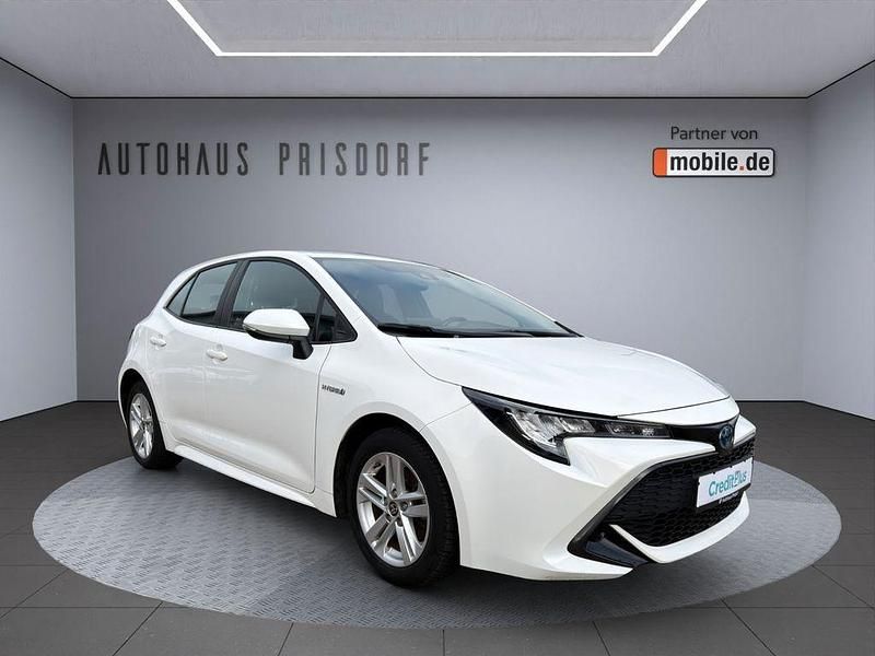 Gebraucht Toyota Corolla Hybrid Comfort 98 PS (72 kW) 2021 Weiß Limousine