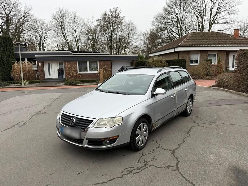 Gebraucht VW Passat 115 PS (84 kW) 2007 Orange Kombi