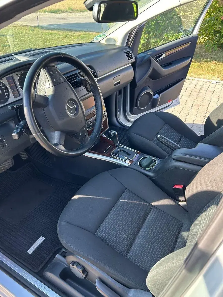Gebraucht Mercedes B200 Edition 136 PS (100 kW) 2008 Grau Van / Kleinbus