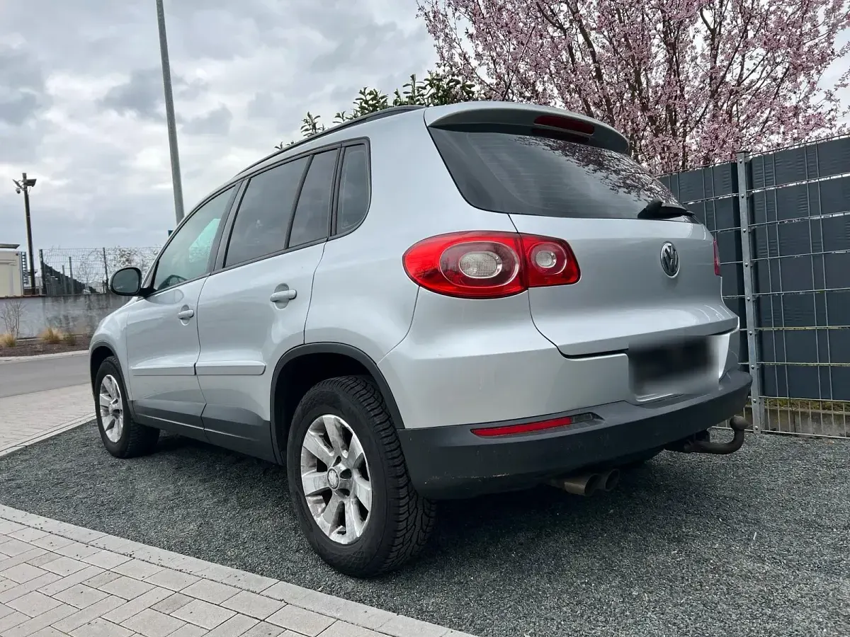 Używany VW Tiguan 140 KM (102 kW) 2007 Srebrny SUV